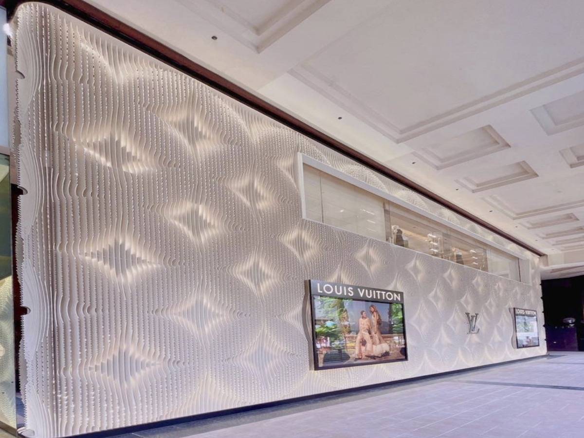 Louis Vuitton at Ngee Ann City Takashimaya (Facade)