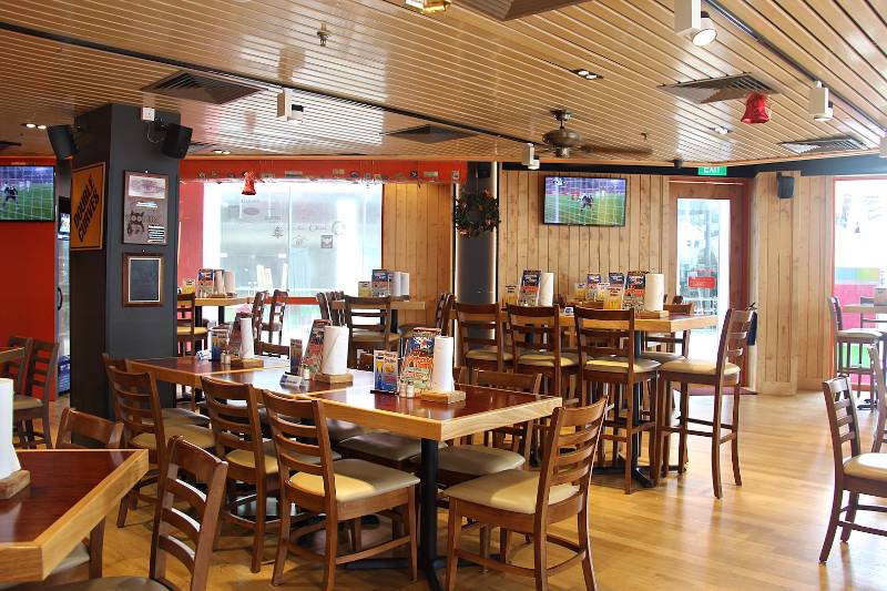 Hooters At Clarke Quay