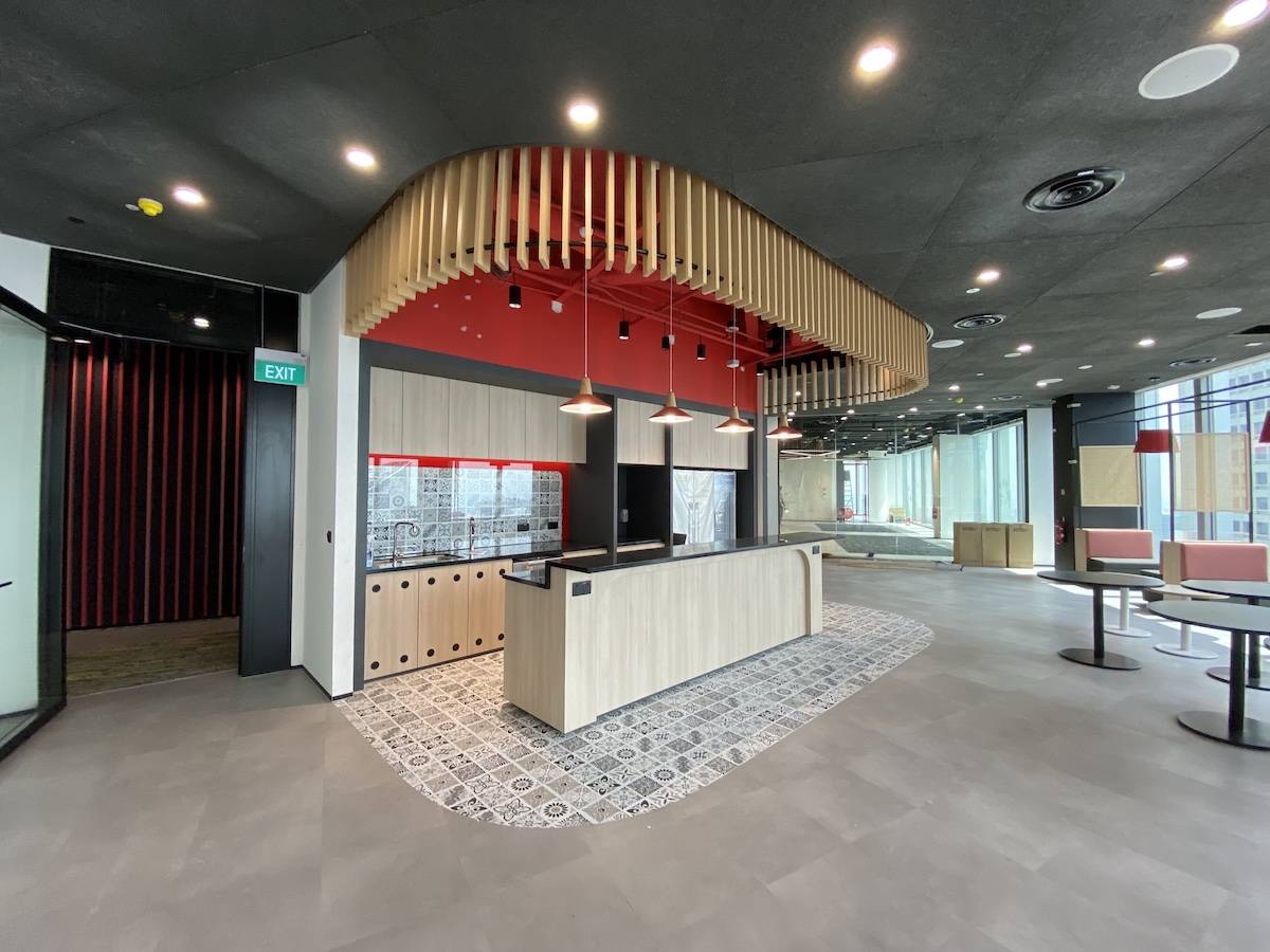 RED HAT OFFICE AT CAPITASPRING