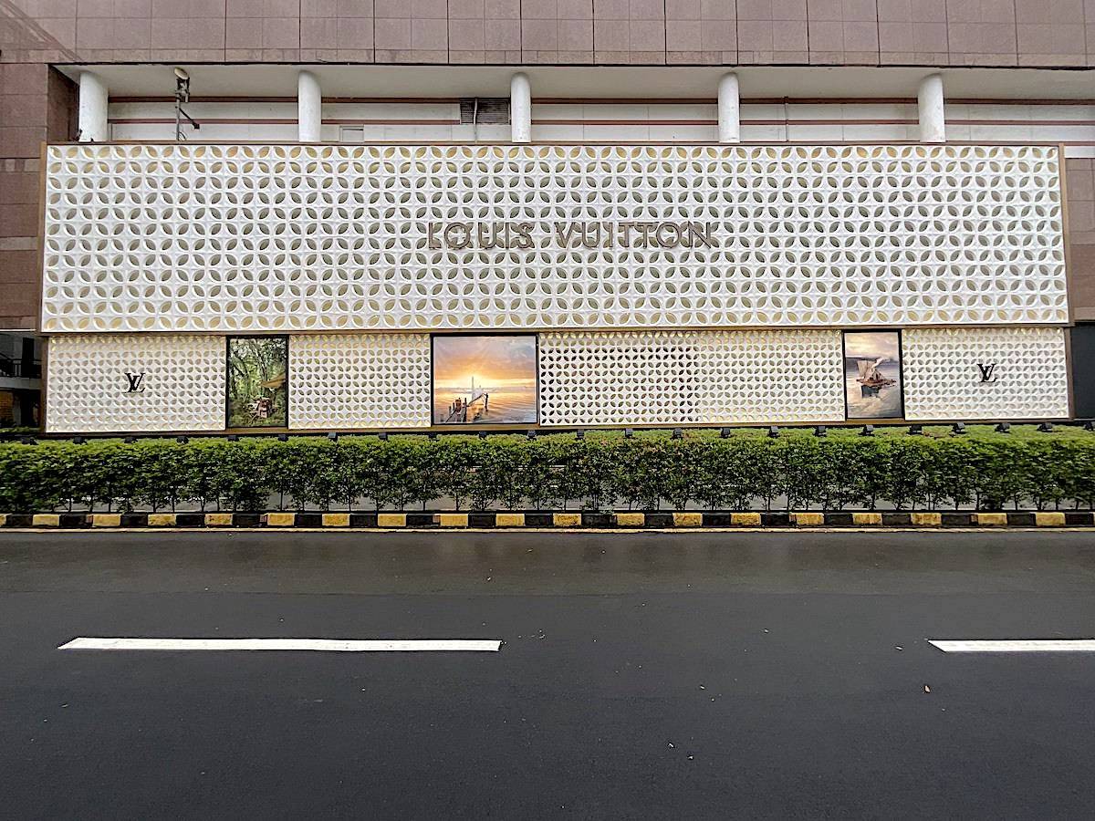 Louis Vuitton at Plaza Indonesia Mall Jakarta (Facade)