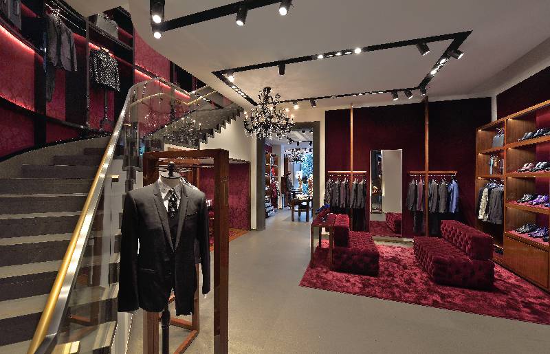 Dolce & Gabbana at ION Orchard (2015)