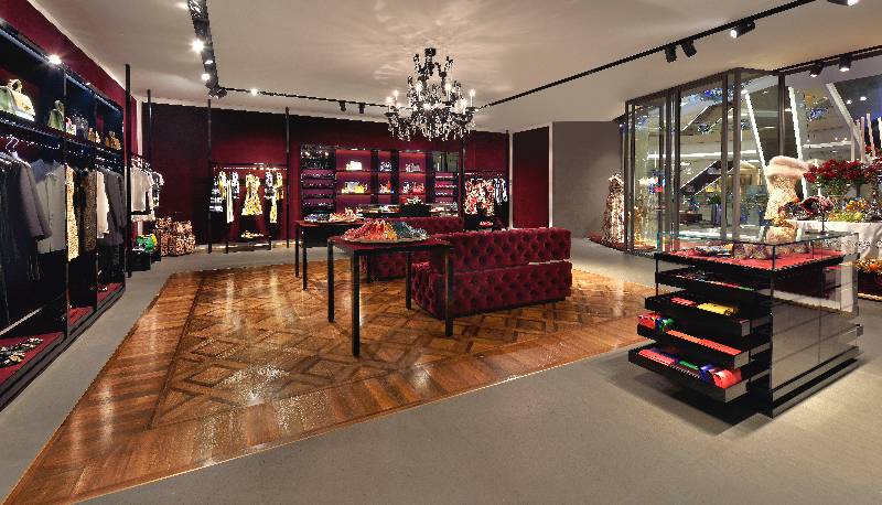 Dolce & Gabbana at ION Orchard (2015)