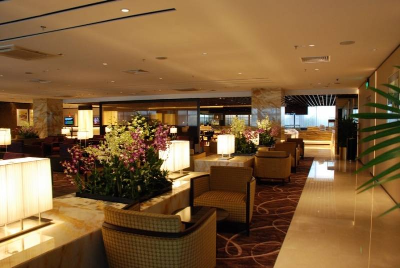 SIA SILVER KRIS FLYER LOUNGE