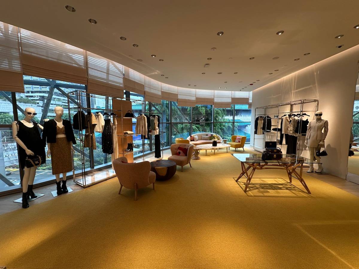 Louis Vuitton L3 at ION Orchard